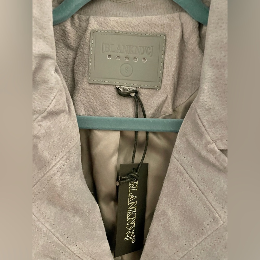 Anthropology BlankNYC Silver/Gray NWT Lined Suede Leather Small Moto Jacket - Picture 11 of 16